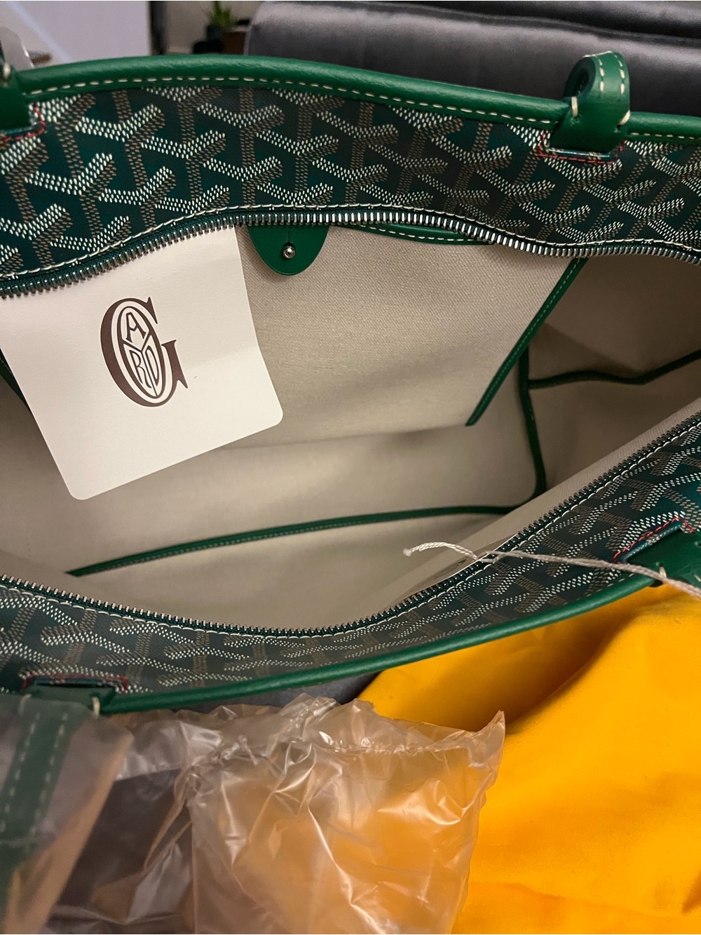 Goyard Green Saint Louis PM Large Tote with Signature Chevron - Picture 11 of 13